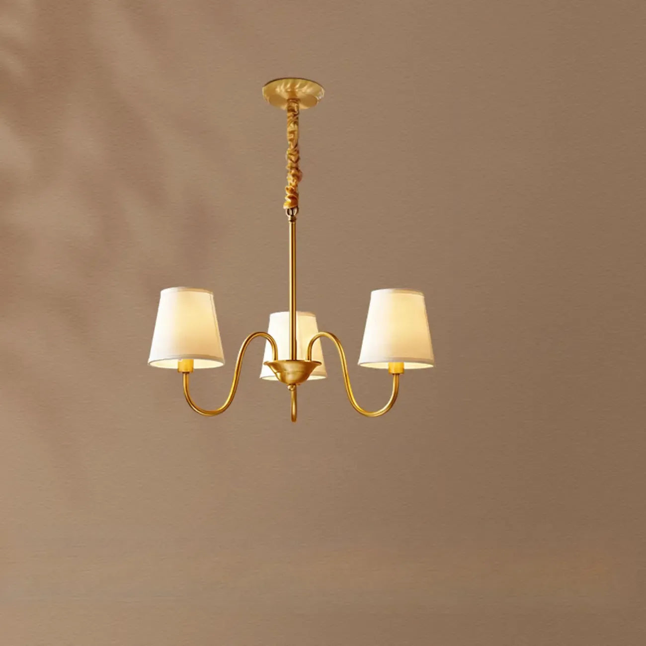 Lustre suspendu moderne et élégant à hauteur réglable