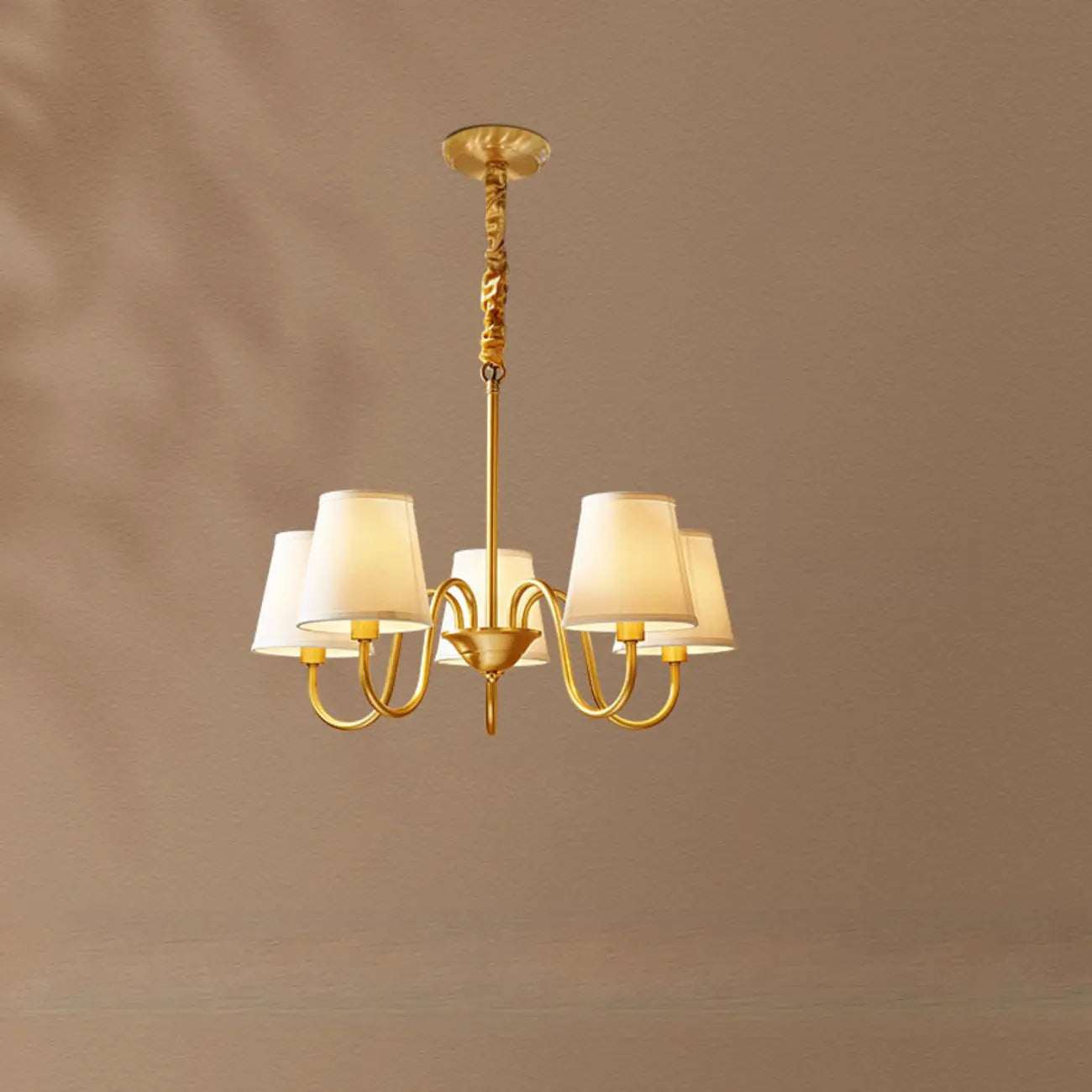 Lustre suspendu moderne et élégant à hauteur réglable