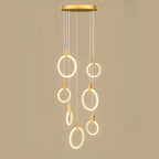 Suspension LED dorée personnalisable pour escalier