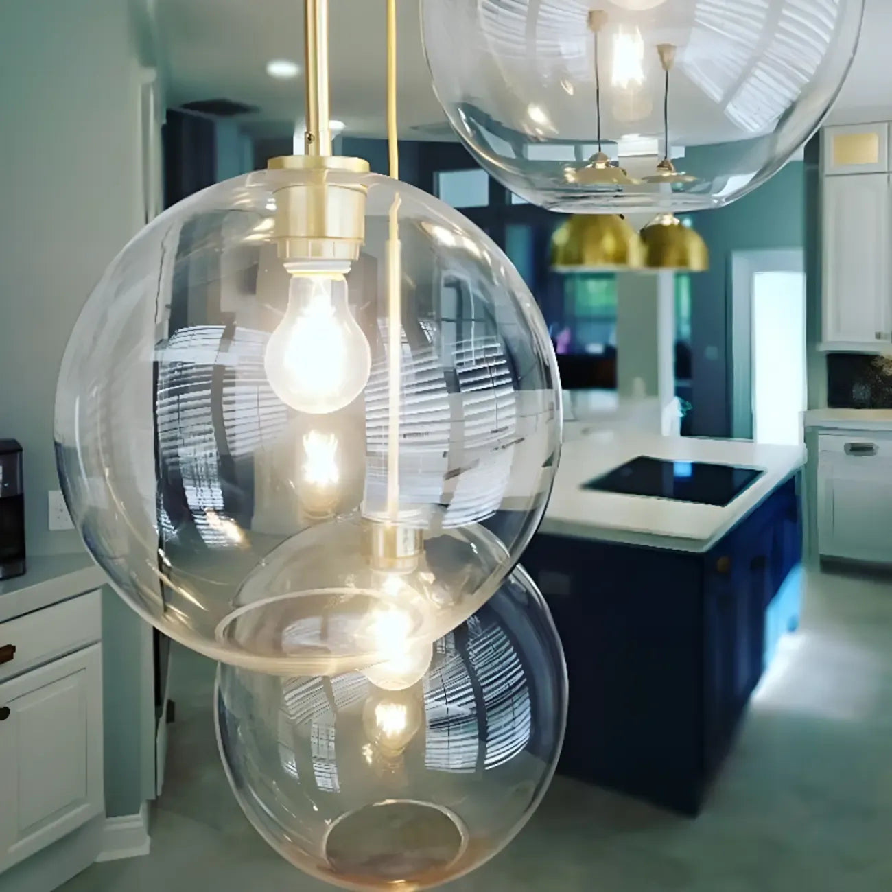 Suspension LED contemporaine en verre transparent en forme de bulle