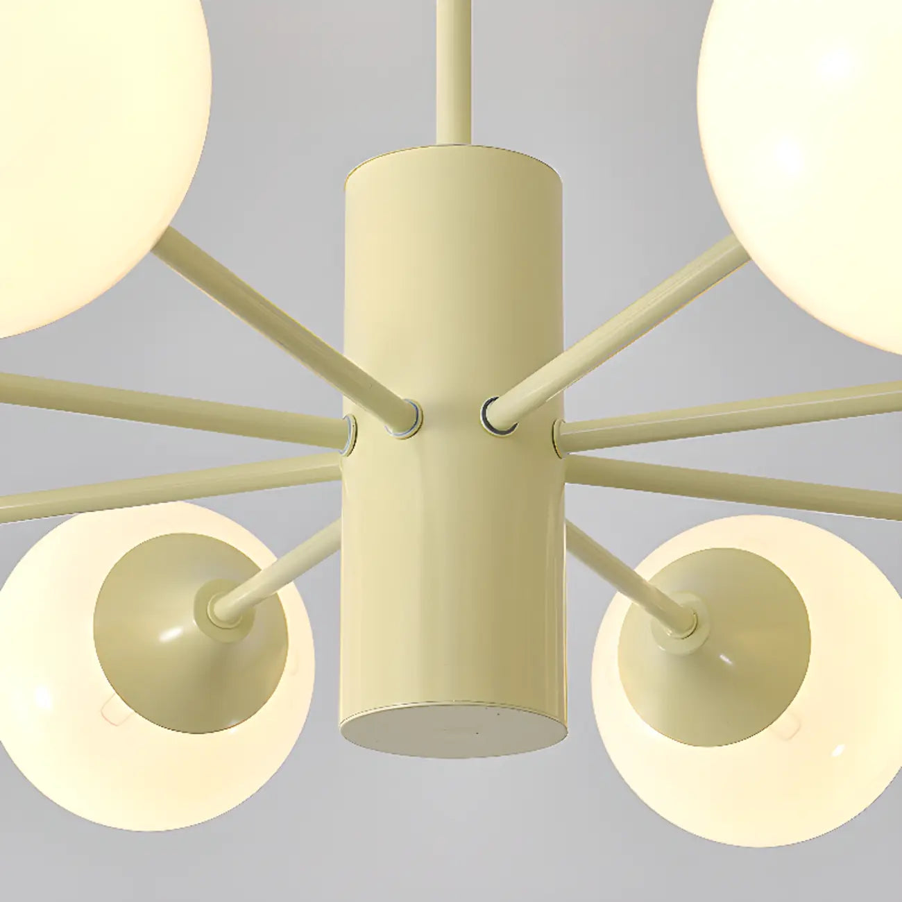 Lampadario moderno a 8 luci con globo in vetro e design regolabile
