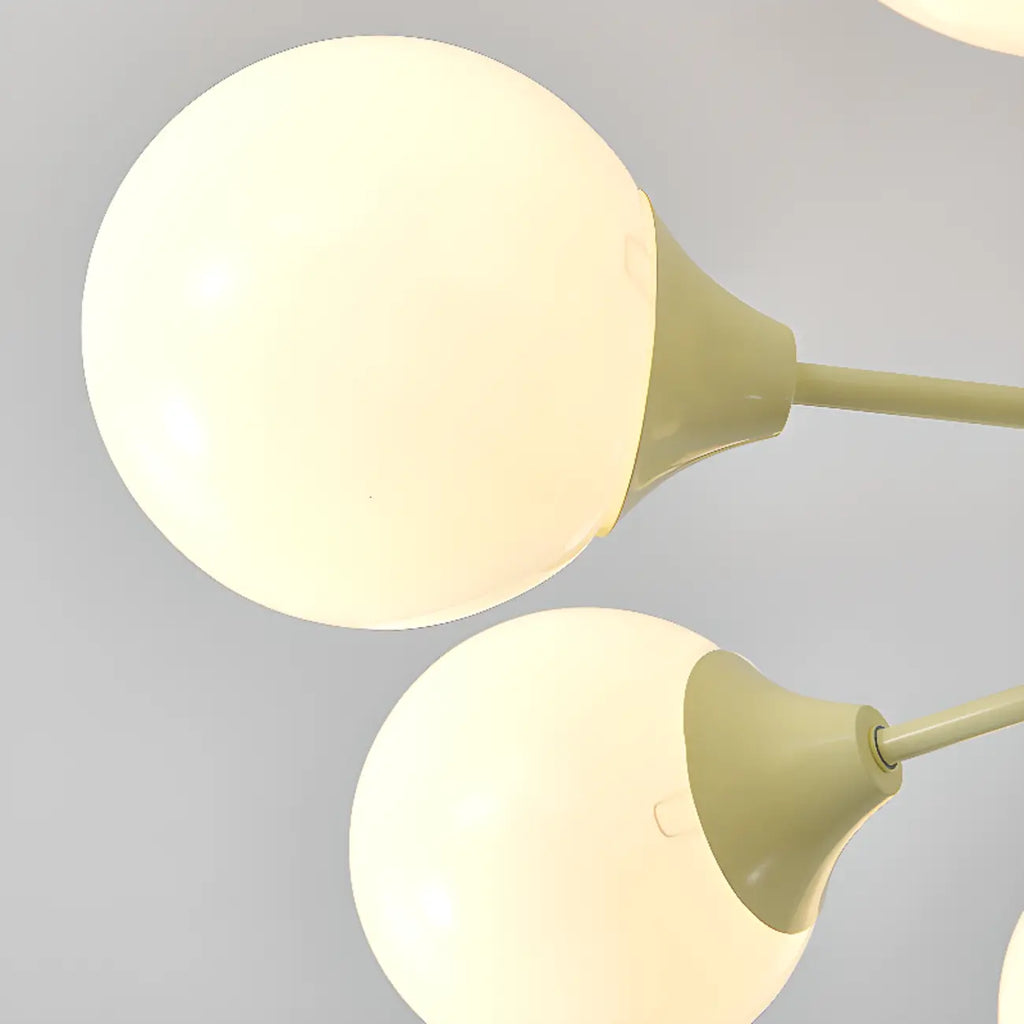 Lampadario moderno a 8 luci con globo in vetro e design regolabile