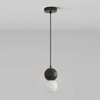 Suspension en verre opale perlé pour décoration intérieure contemporaine