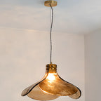 Suspension moderne en pétales de verre doré pour salon