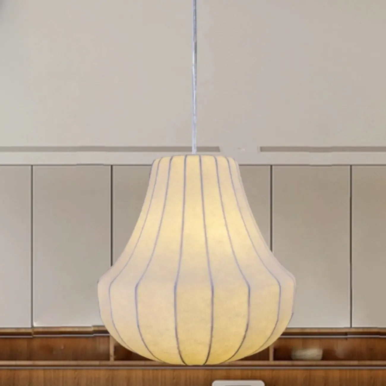 Suspension lanterne design en tissu blanc pour la décoration intérieure