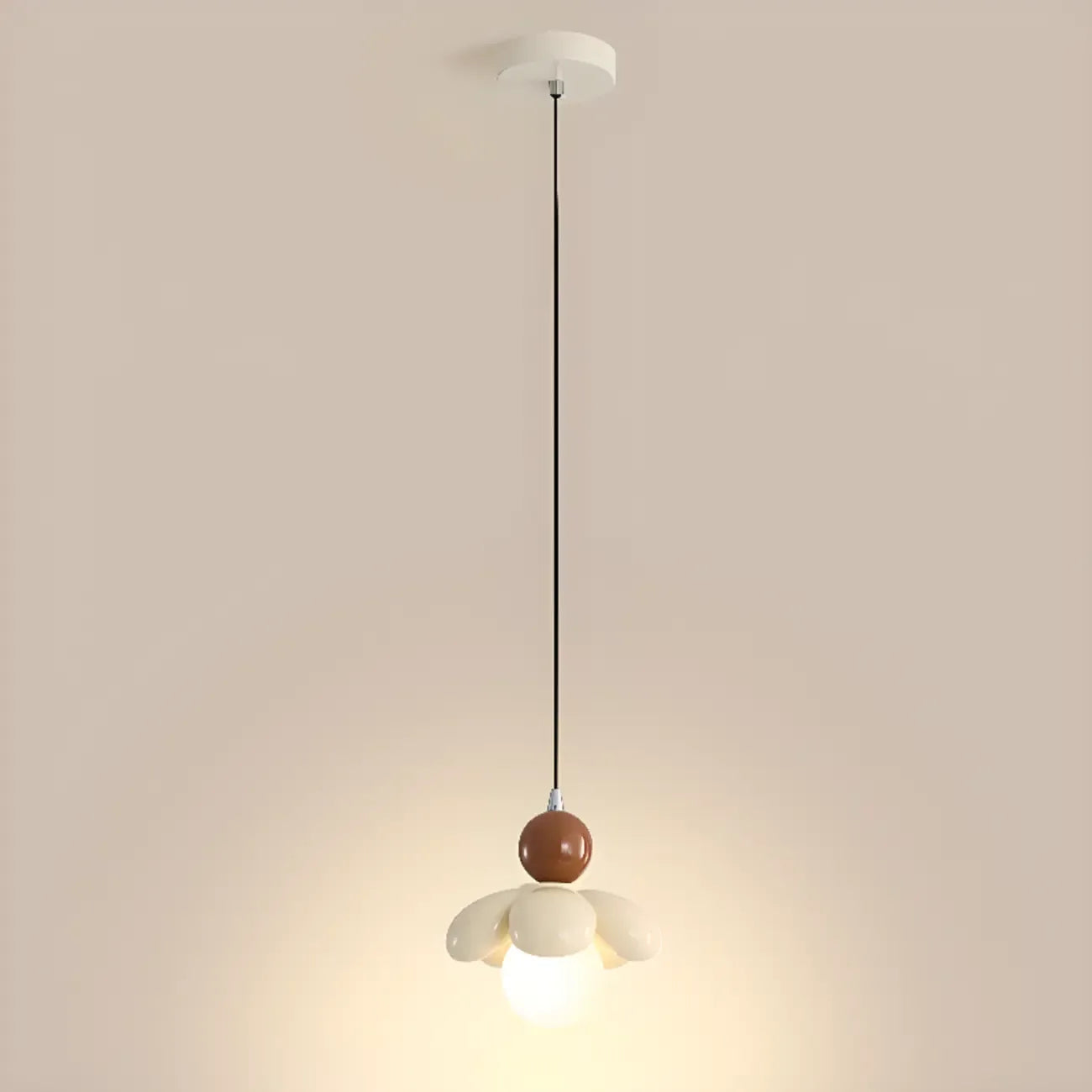 Suspension LED rose poudré avec motif floral en argile pour chevet