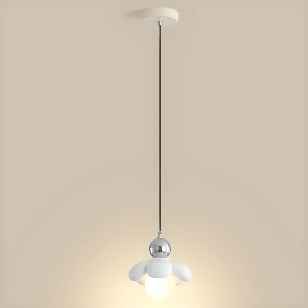 Suspension LED rose poudré avec motif floral en argile pour chevet