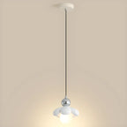 Suspension LED rose poudré avec motif floral en argile pour chevet