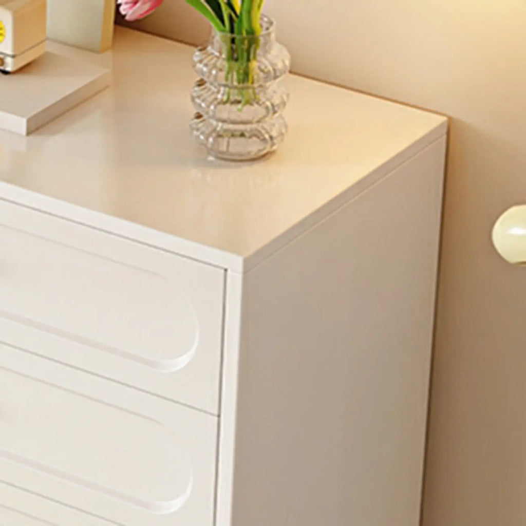 Commode traditionnelle en bois massif à 5 niveaux pour chambre à coucher
