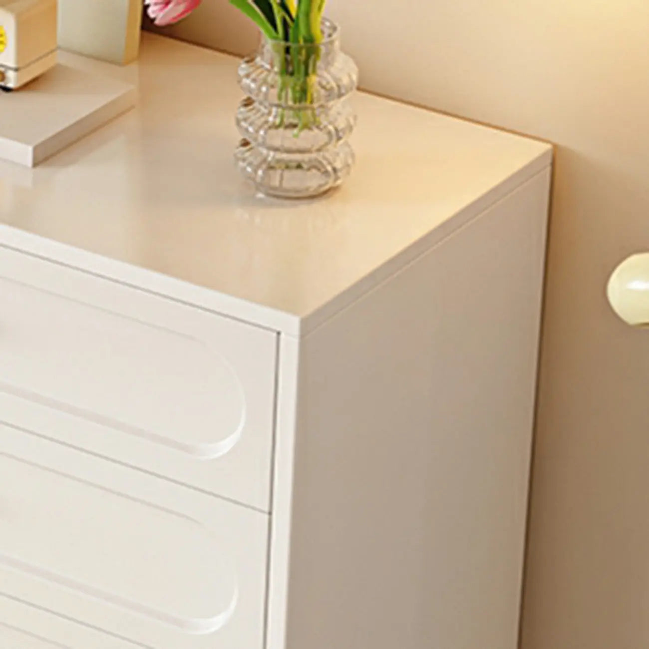 Commode traditionnelle en bois massif à 5 niveaux pour chambre à coucher