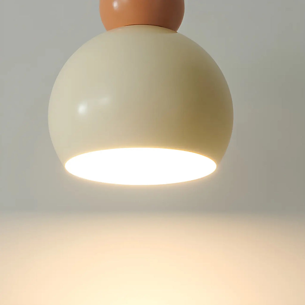 Suspension moderne à 3 lumières en verre blanc perlé