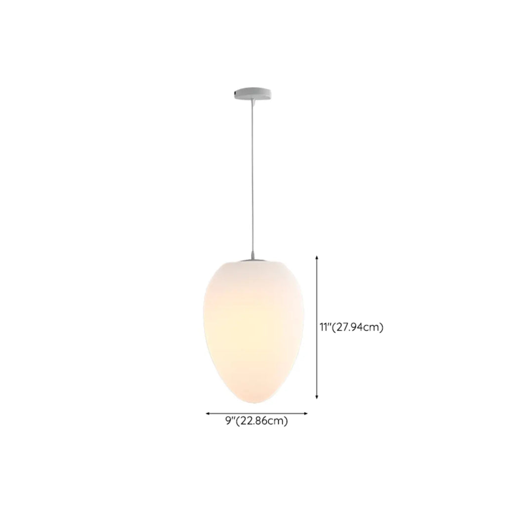 Suspension design en résine crème effet galet pour salle à manger