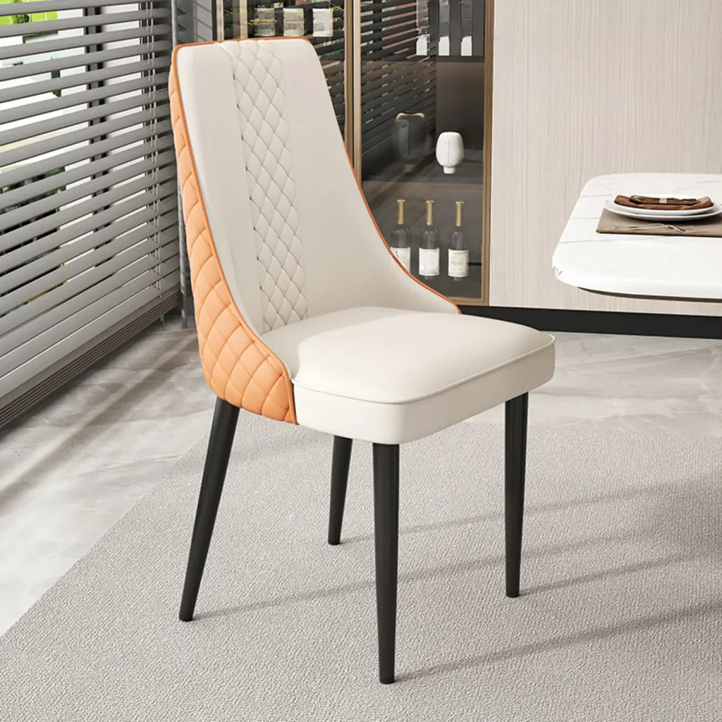 Chaise de salle à manger en similicuir avec dossier haut et accoudoirs inclinés
