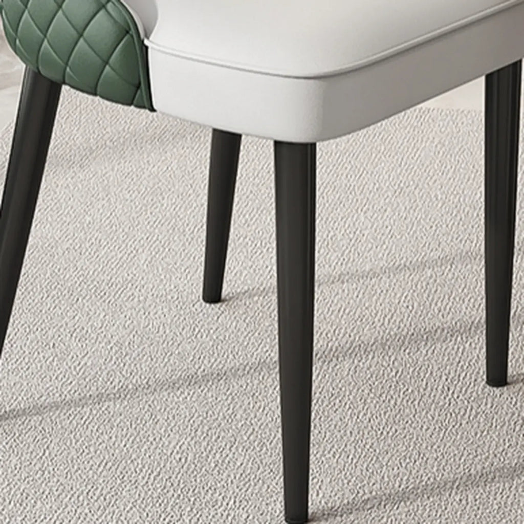 Chaise de salle à manger en similicuir avec dossier haut et accoudoirs inclinés