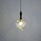 Suspension moderne en cristal ambré irrégulier pour la décoration intérieure