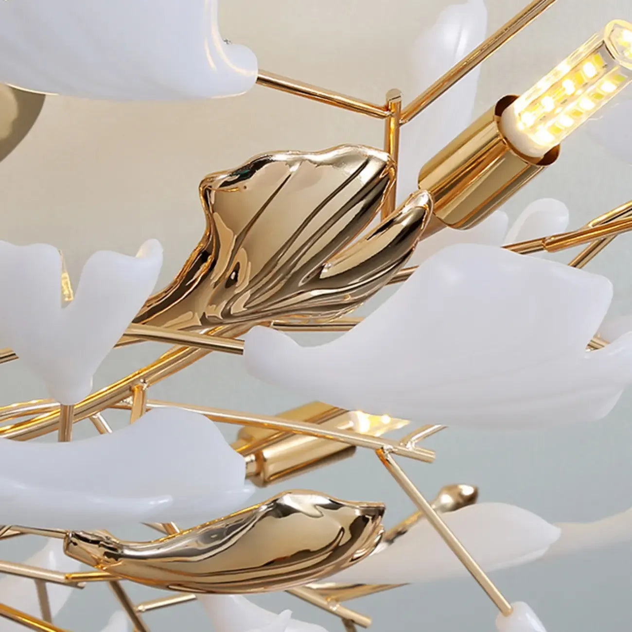Plafonnier de luxe en forme de feuille de ginkgo pour la décoration du salon