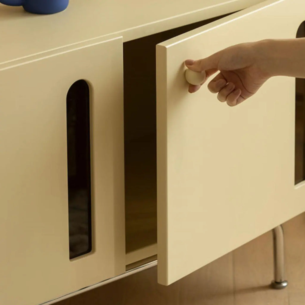 Meuble TV rectangulaire en bois brun avec pieds en métal pour salon