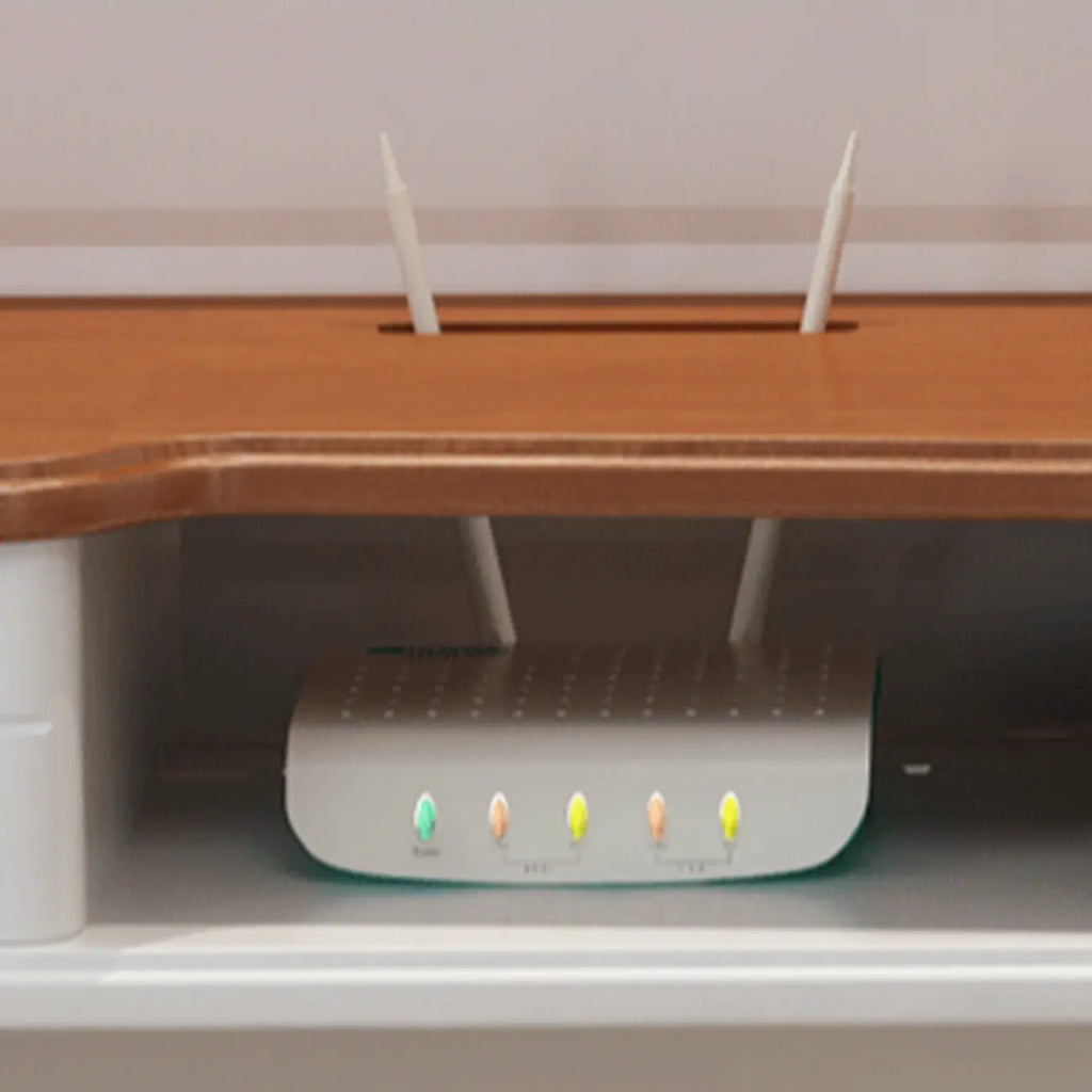Meuble TV en bois brun et blanc avec gestion des câbles pour salon