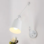 Lampada da parete con braccio orientabile in ferro per comodino/studio