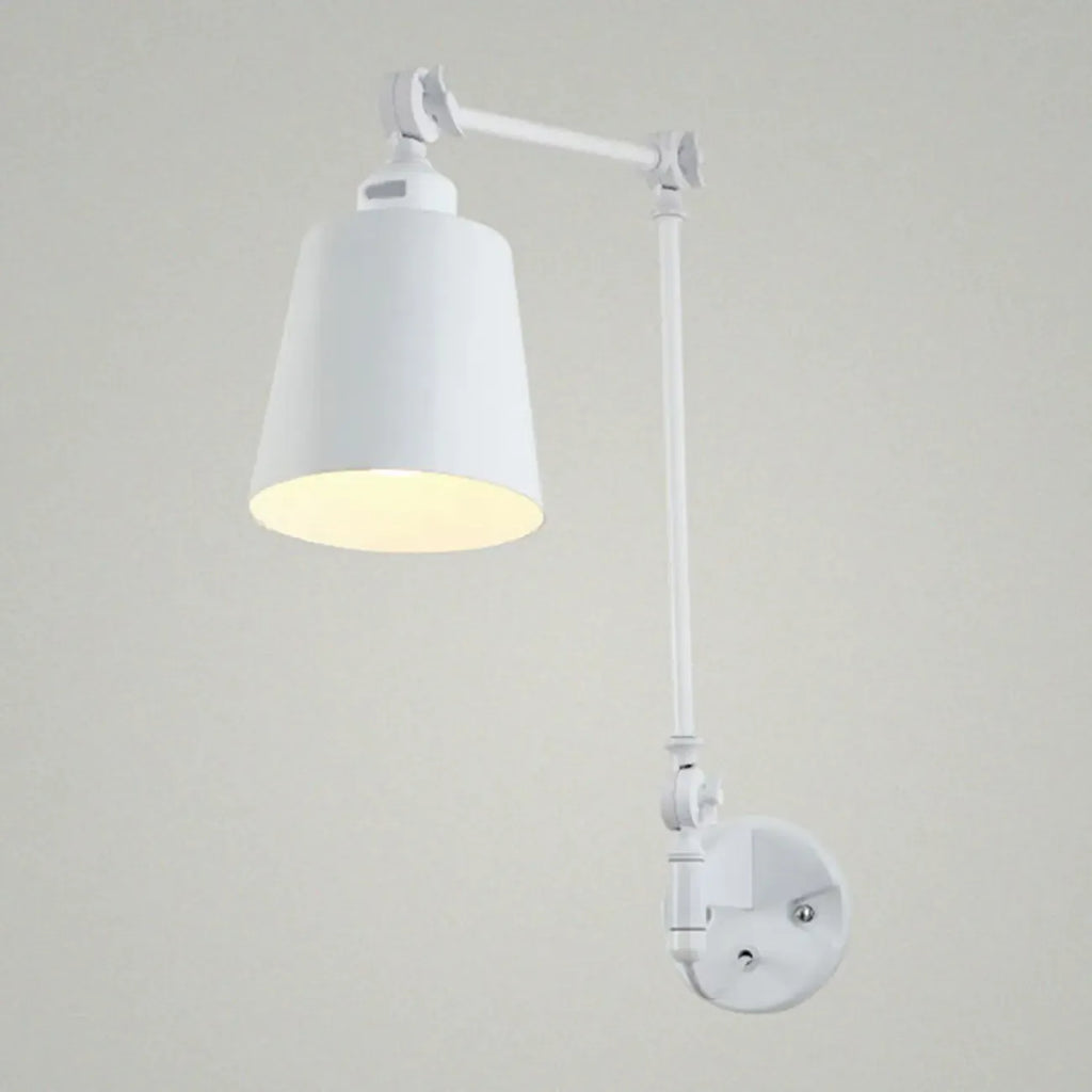 Lampada da parete con braccio orientabile in ferro per comodino/studio