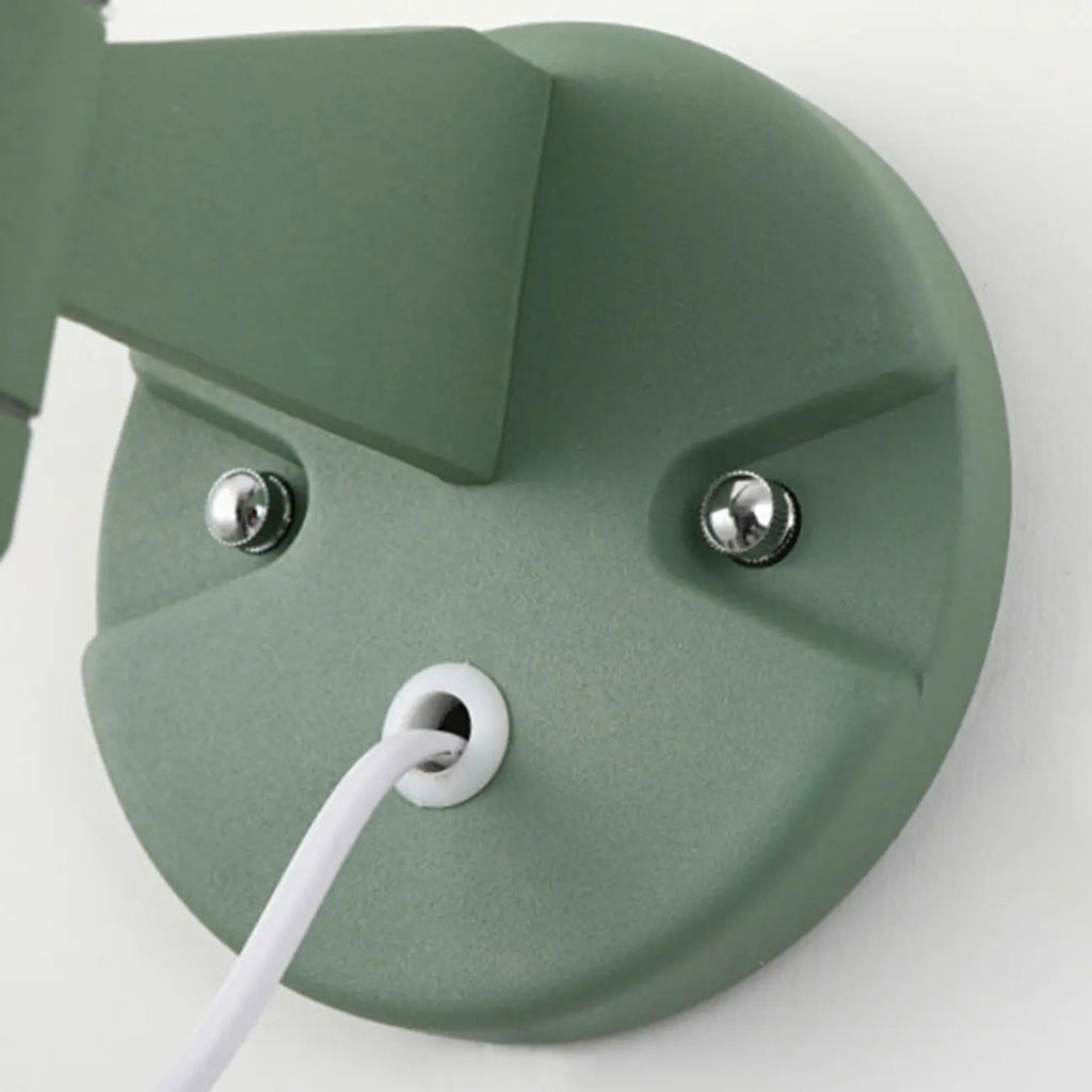 Lampada da parete con braccio orientabile in ferro per comodino/studio