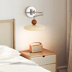 Applique murale élégante en acrylique crème à bras articulé et à intensité variable