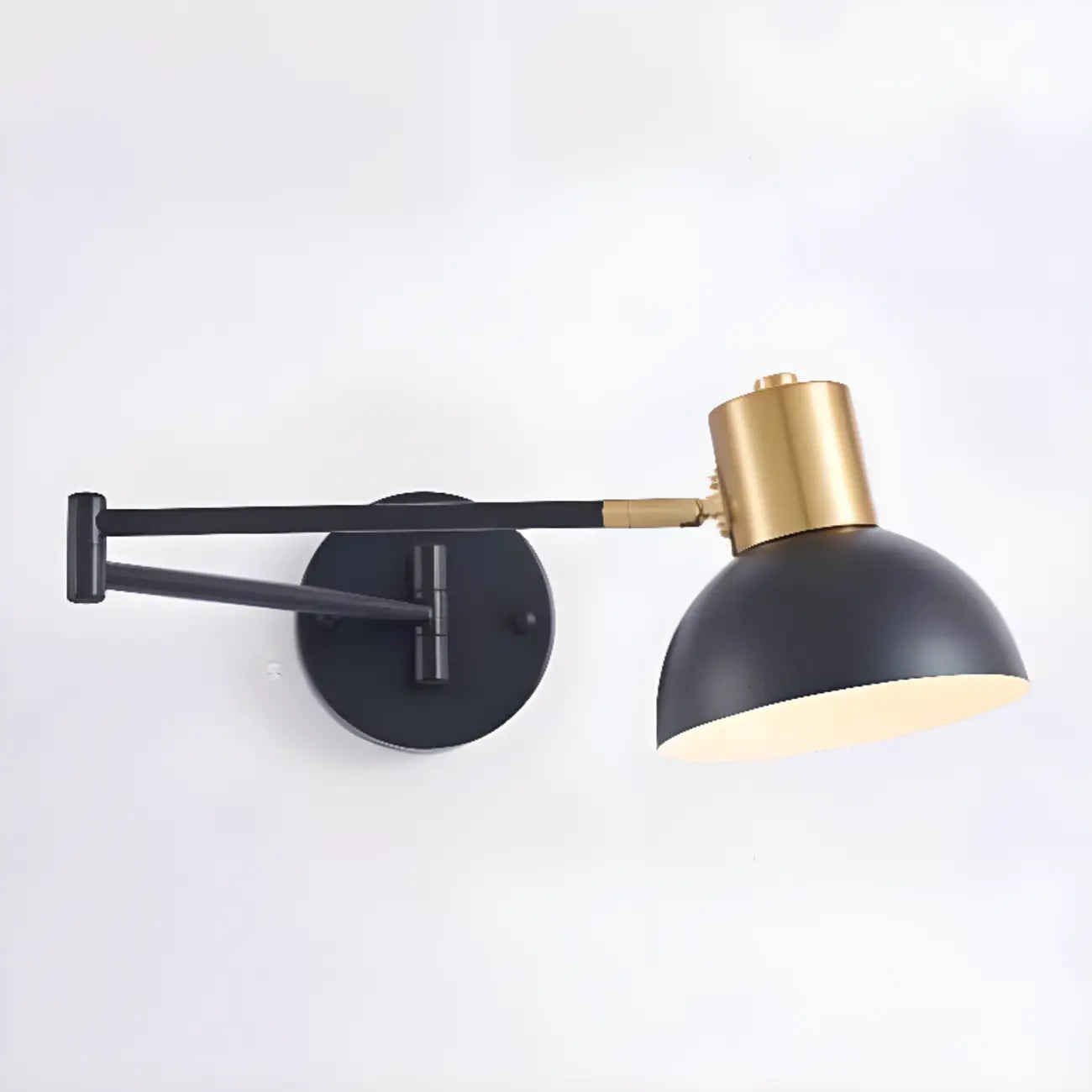 Lampada da parete moderna in ottone con braccio orientabile da 5 a 9 pollici per comodino