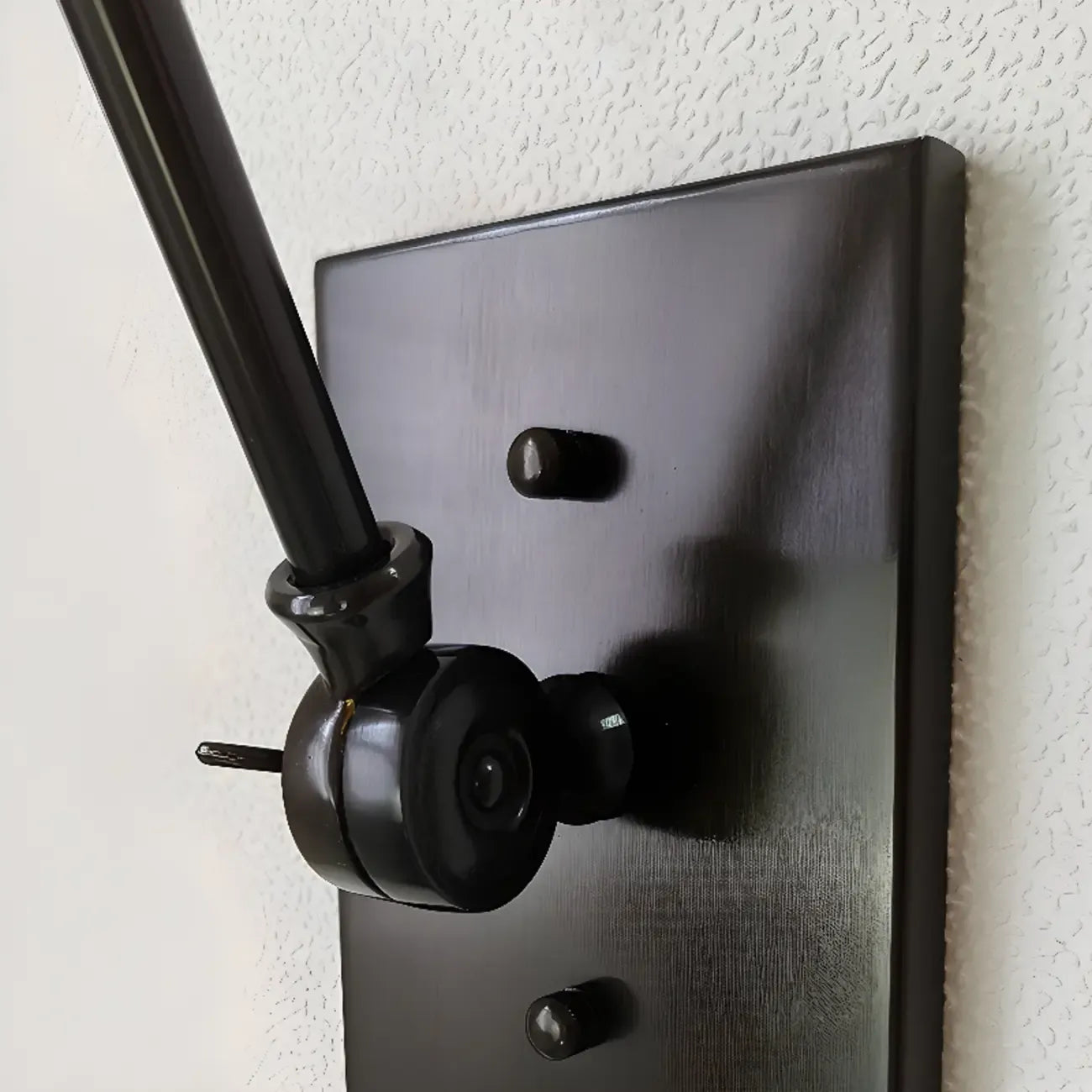 Lampada da parete regolabile da 26'' con braccio orientabile per lettura a bordo letto