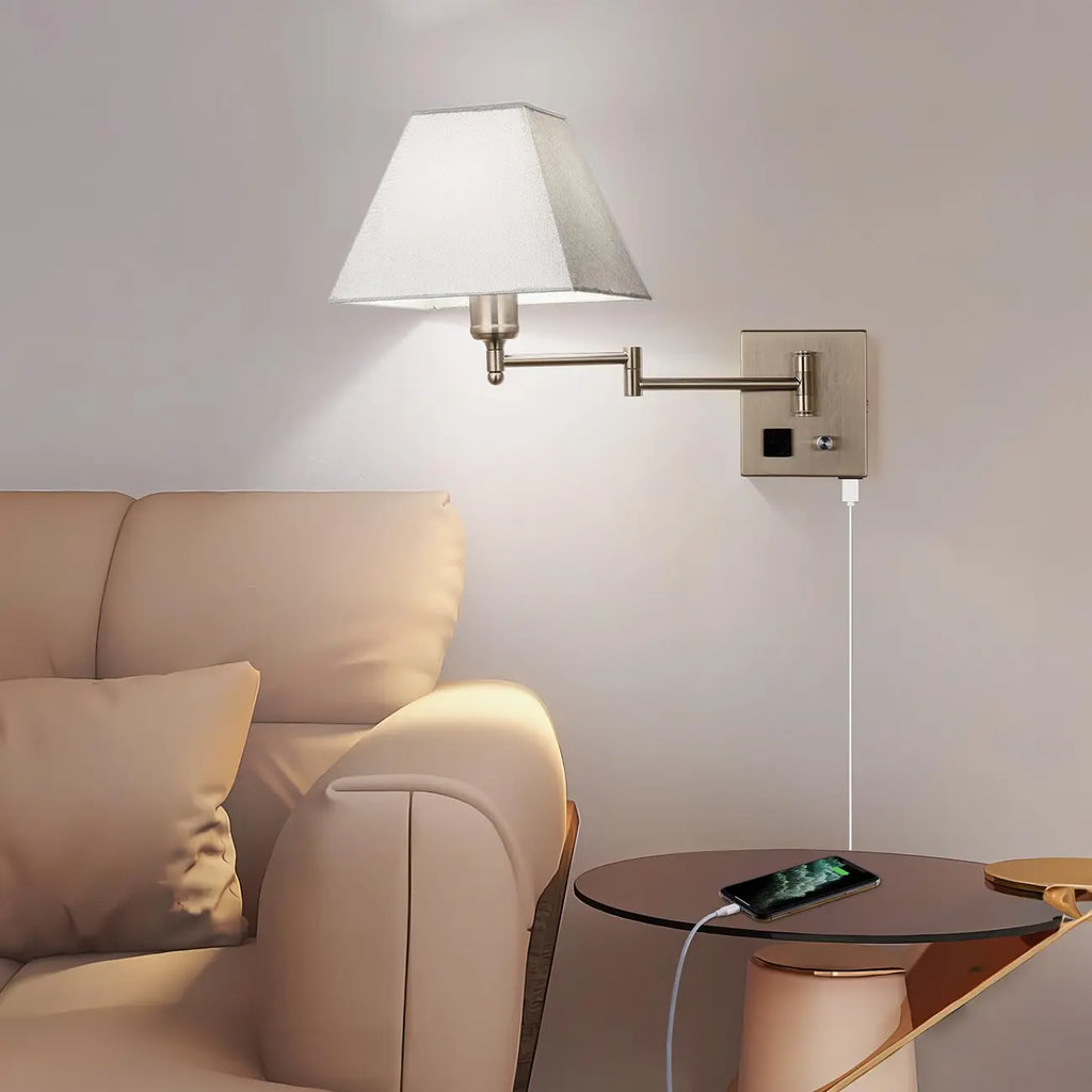 Applique murale élégante à bras articulé avec port USB pour une utilisation de chevet