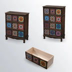 Armoire de rangement en bois brun de style campagnard français avec tiroirs