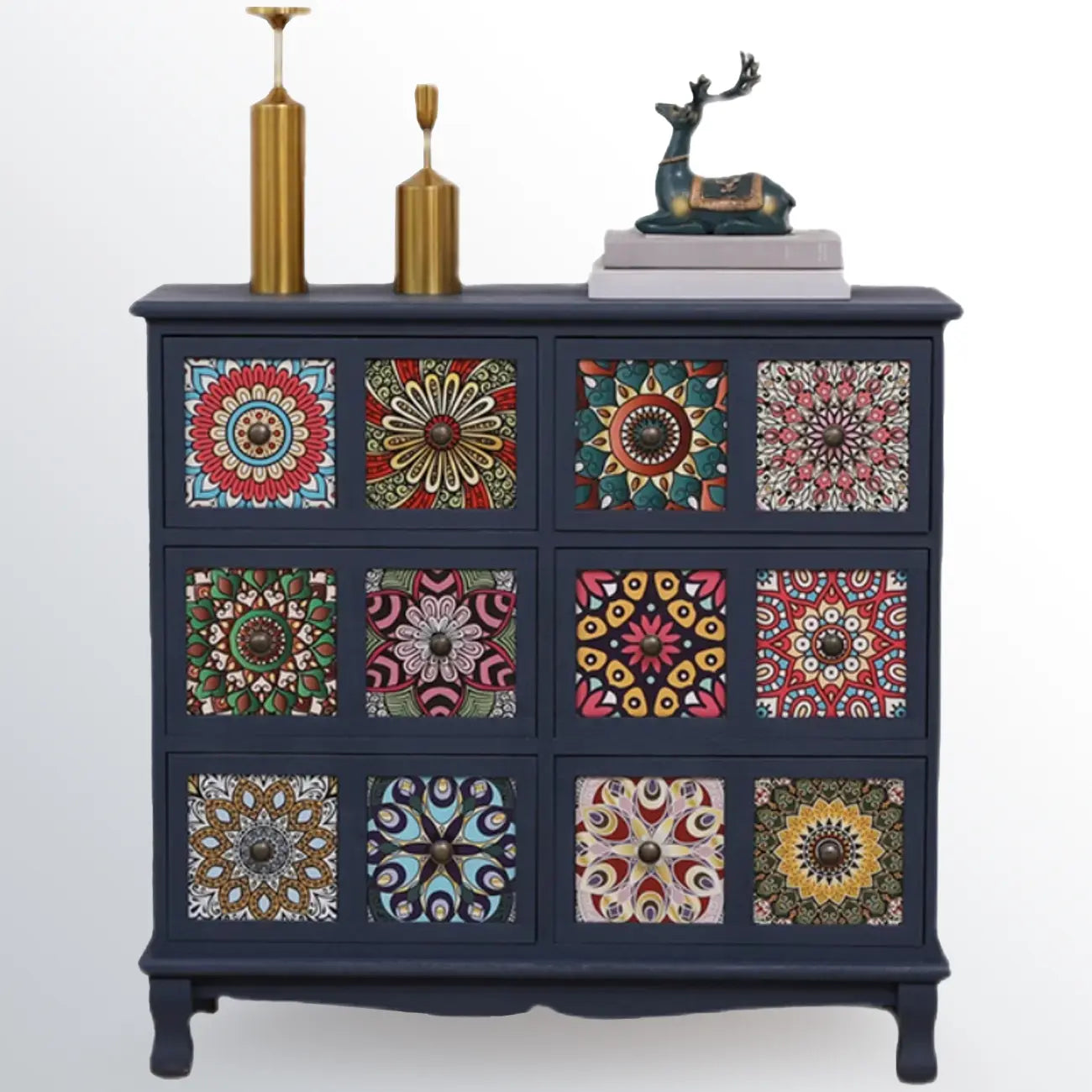 Meuble moderne du milieu du siècle avec motifs décoratifs pour la maison