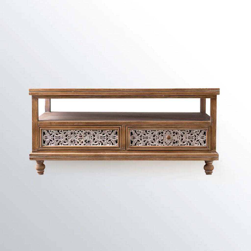 Meuble de style campagnard français pour salon avec portes sculptées