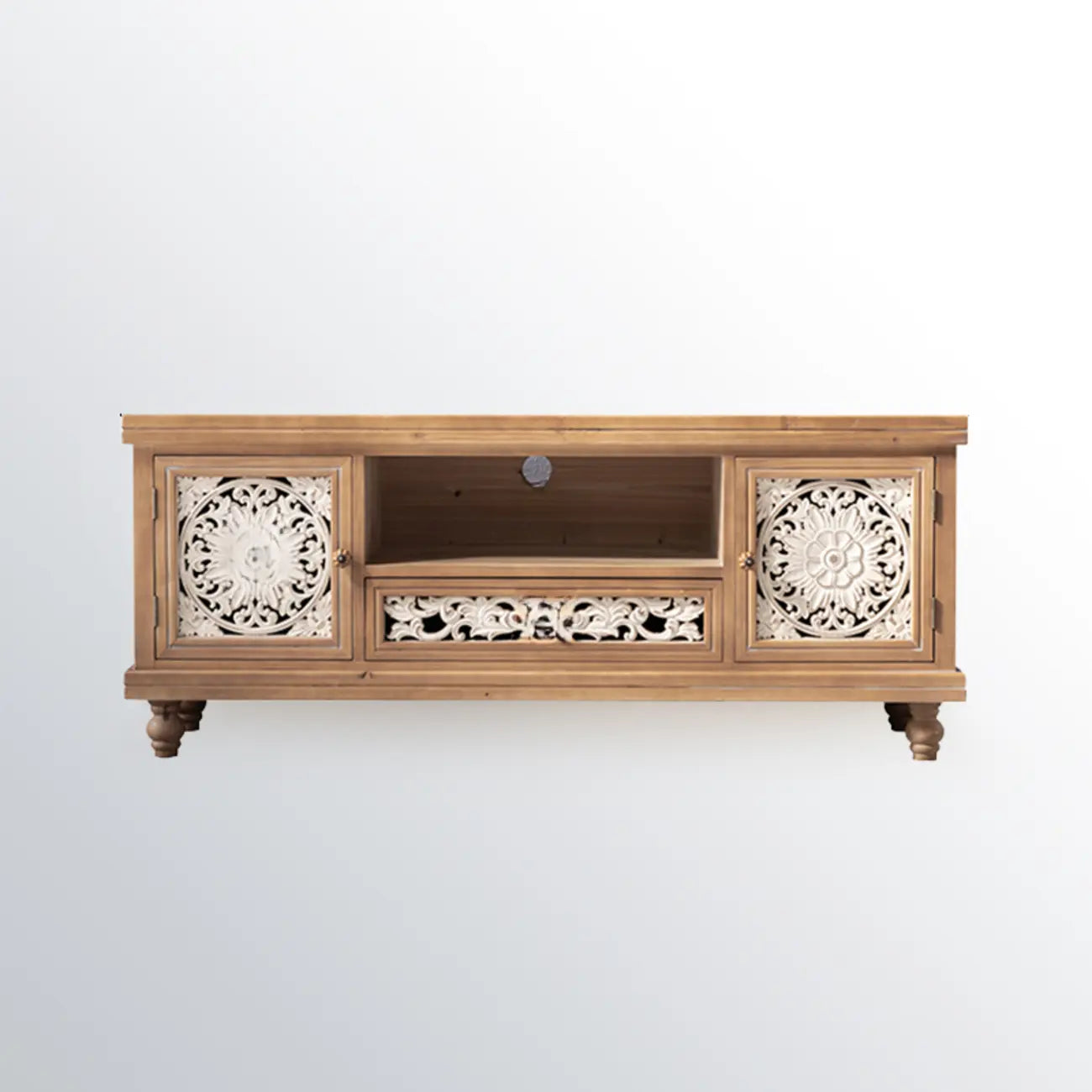 Meuble de style campagnard français pour salon avec portes sculptées