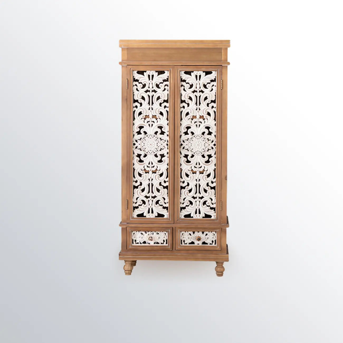 Meuble de style campagnard français pour salon avec portes sculptées