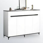 Meuble de cuisine minimaliste en bois blanc avec portes