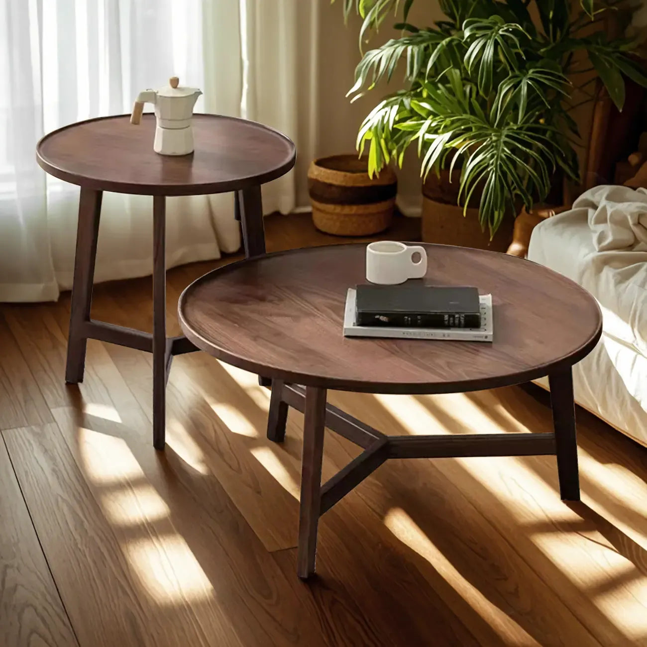 Ensemble table basse ronde en bois style milieu du siècle avec pieds croisés