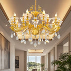 Lustre suspendu en cristal doré pour salon avec éclairage indirect et candélabre