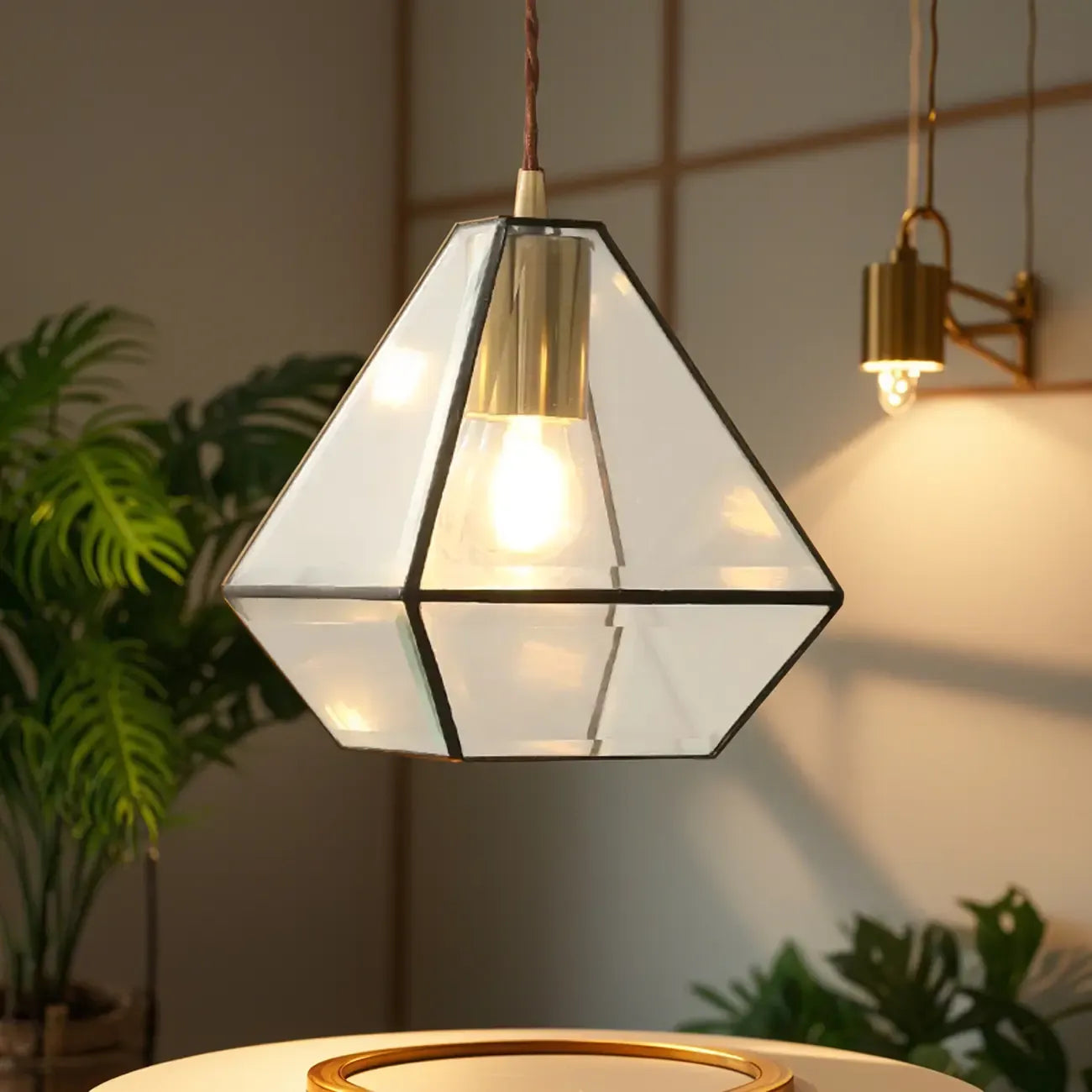 Suspension moderne en verre en forme de diamant pour salon