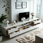 Meuble TV minimaliste en bois blanc avec rangements ouverts et tiroirs