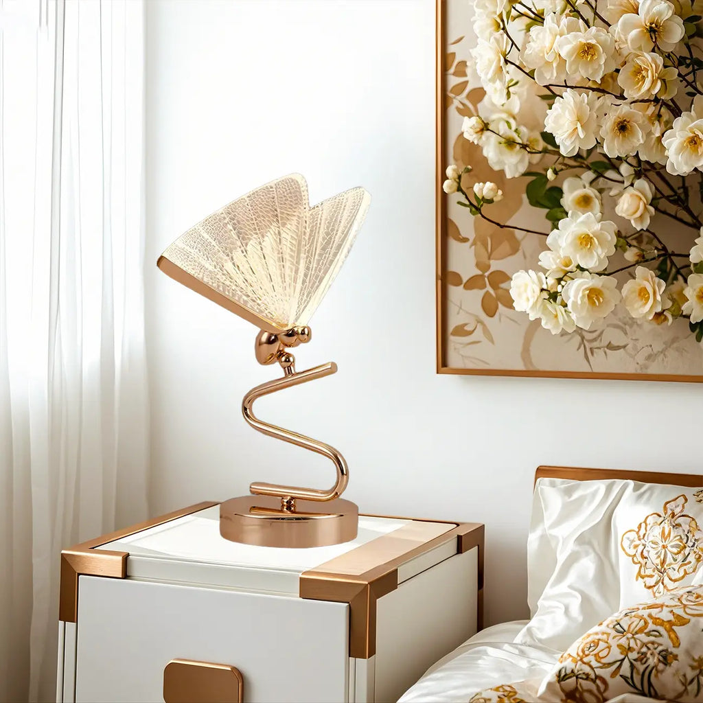 Lampe de table glamour en acrylique doré en forme de papillon