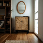 Charmante commode en bois, finition naturelle