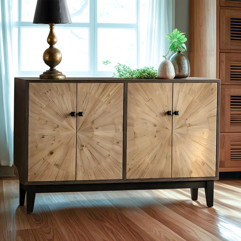 Charmante commode en bois, finition naturelle