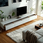 Meuble TV minimaliste en bois blanc avec gestion des câbles
