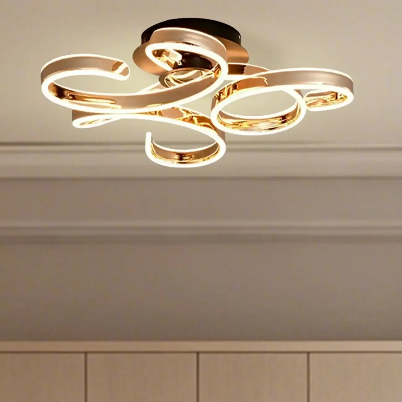 Plafonnier semi-encastré à LED ruban doré avec variateur à 3 niveaux