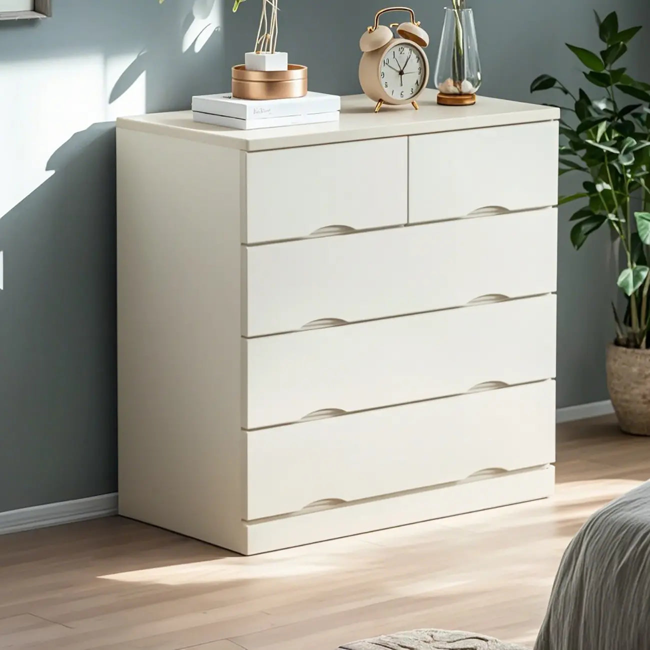 Commode classique en bois blanc avec tiroirs silencieux pour chambre à coucher