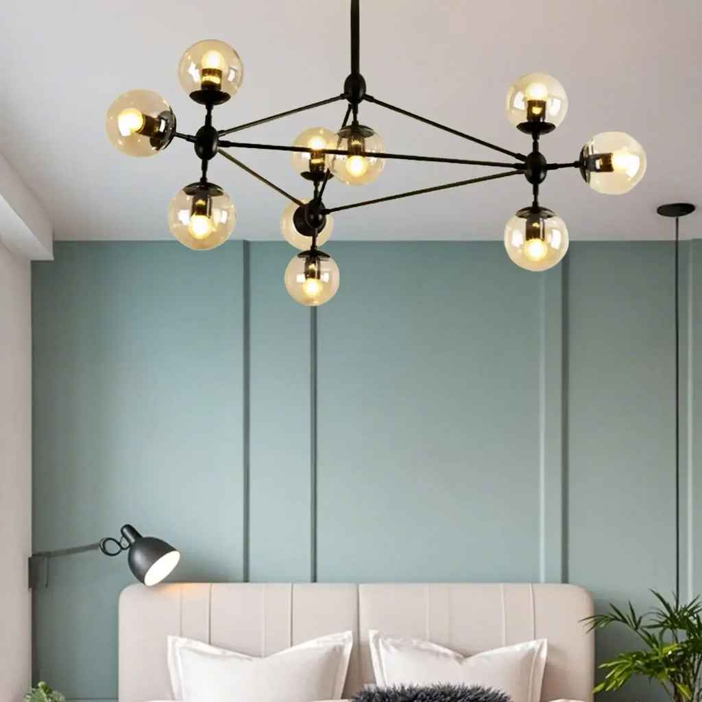 Lustre industriel noir à globe avec abat-jour en verre cognac