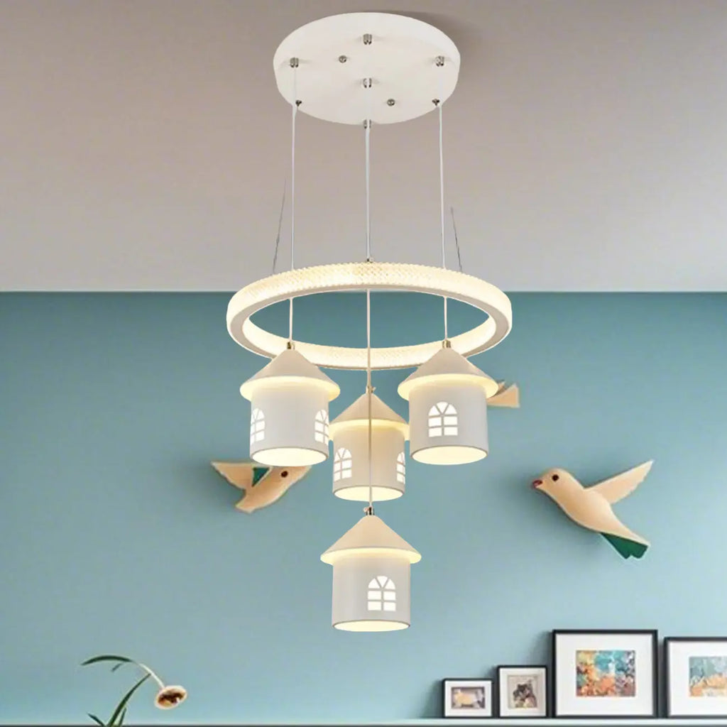 Lustre moderne à 4 lumières LED au design unique.