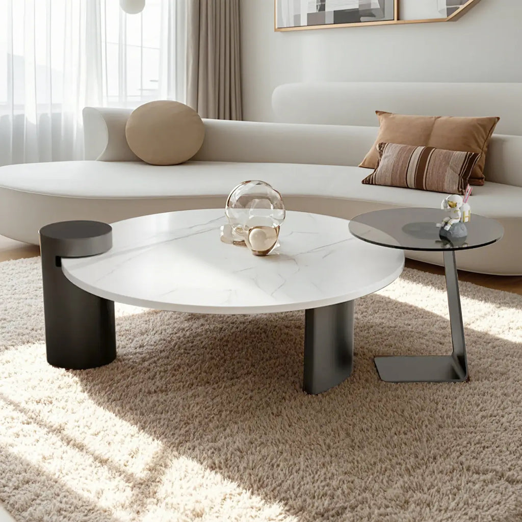 Ensemble de tables basses gigognes rondes en marbre au design moderne