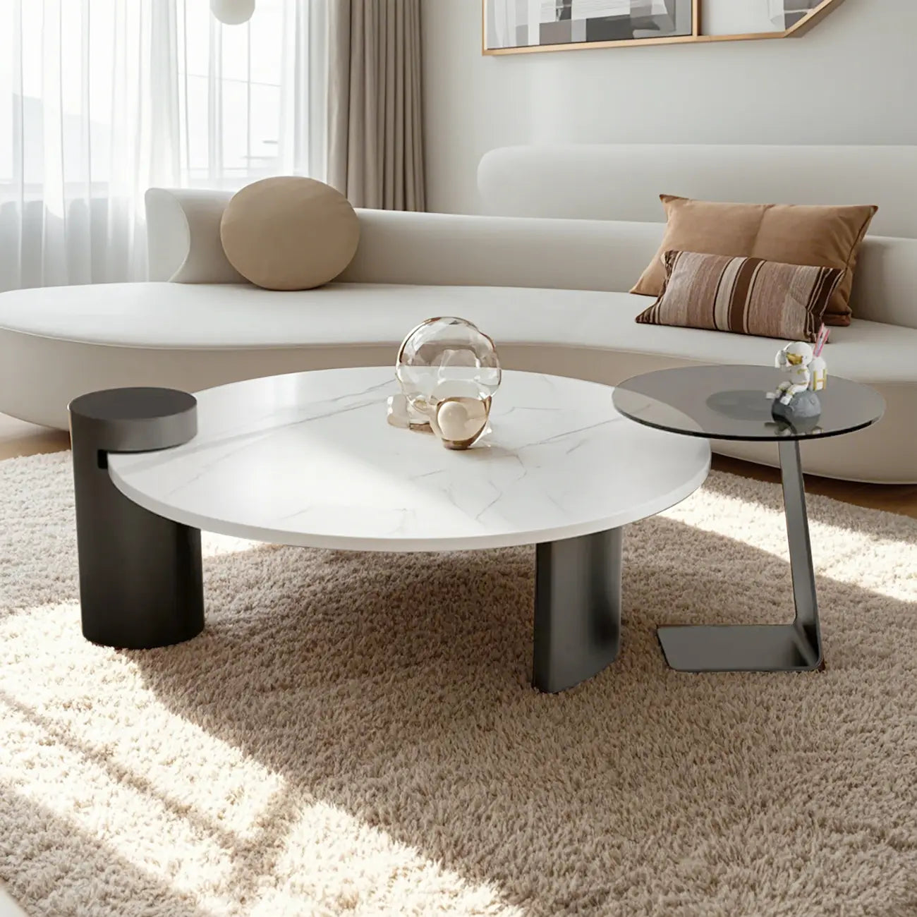Ensemble de tables basses gigognes rondes en marbre au design moderne