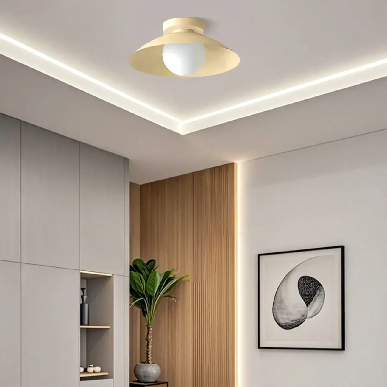 Plafonnier semi-encastré moderne en métal beige, mini dôme